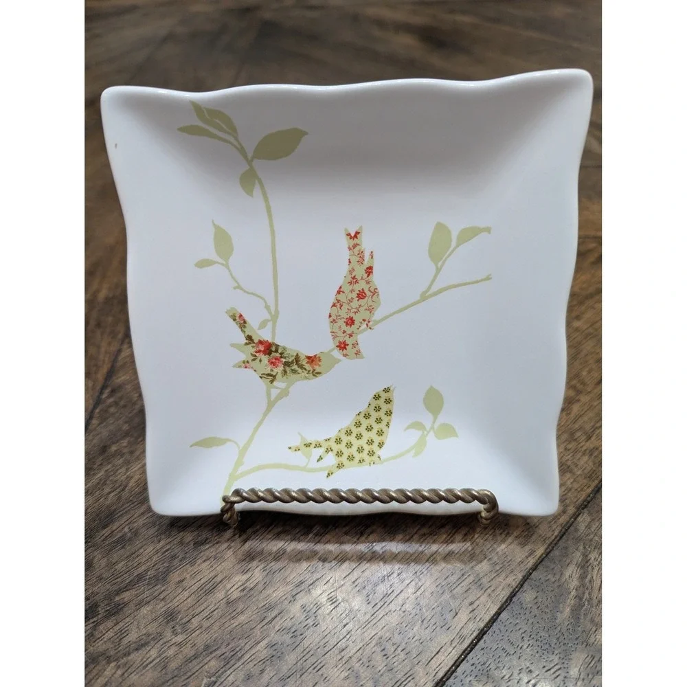 222 Fifth Chintz Birds Square Appetizer Plates Set of 4 White Floral Birds 5.5in